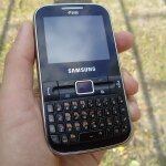 Samsung C3222 на фото