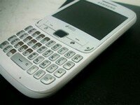 Скоро будет анонсирован новый DUOS с QWERTY-клавиатурой?